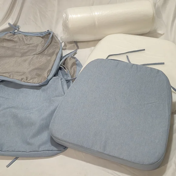 NEW 6 Light Blue Dining/Kitchen Seat Cover Cushions Waterproof Non Slip Backing - Picture 2 of 7